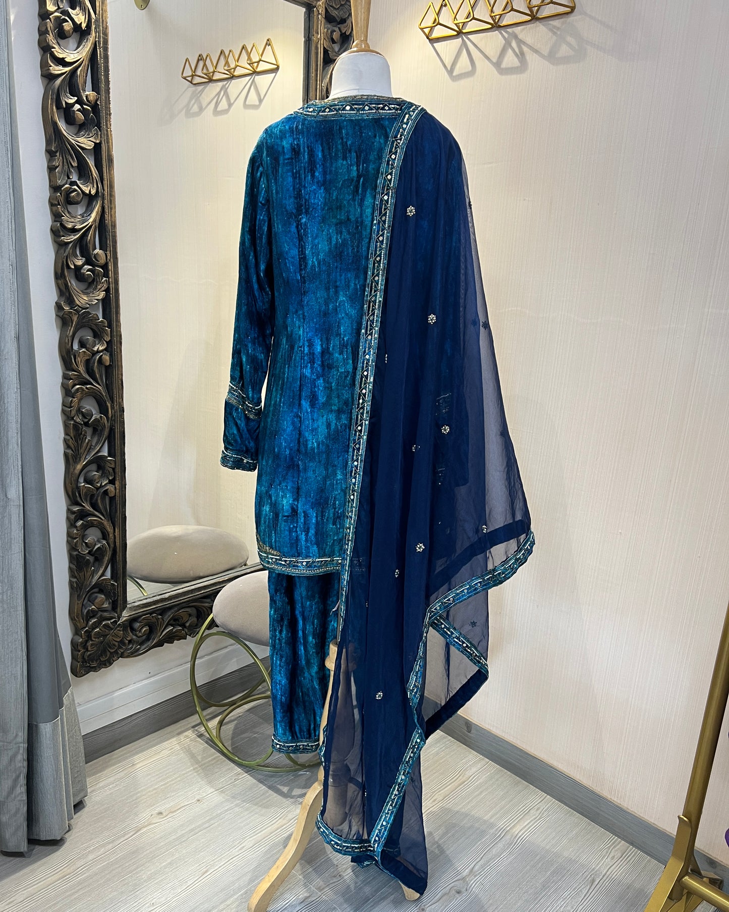 Shades of Blue Velvet Kurta Set